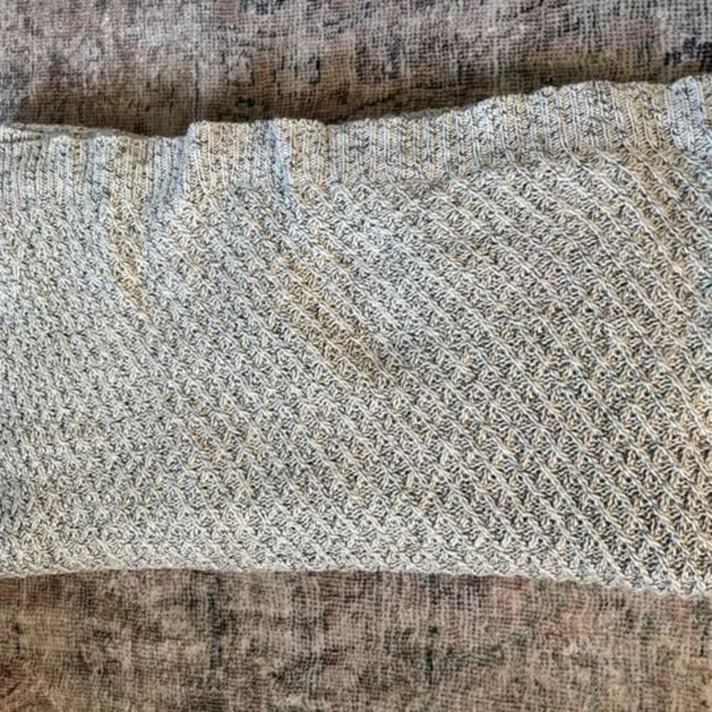 Threshold Small Grey Heathered Knit Throw Blanket